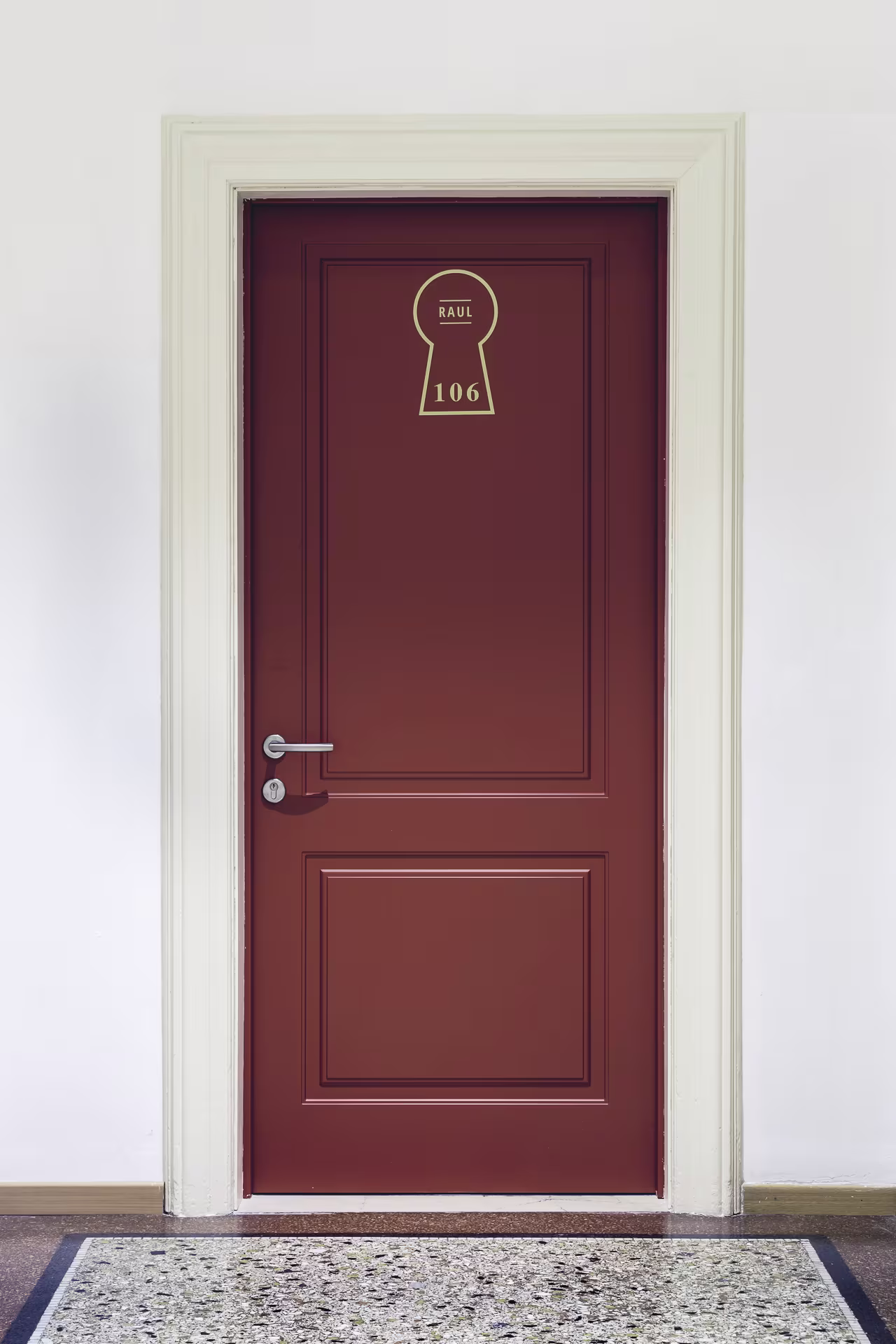 Porta della stanza 106