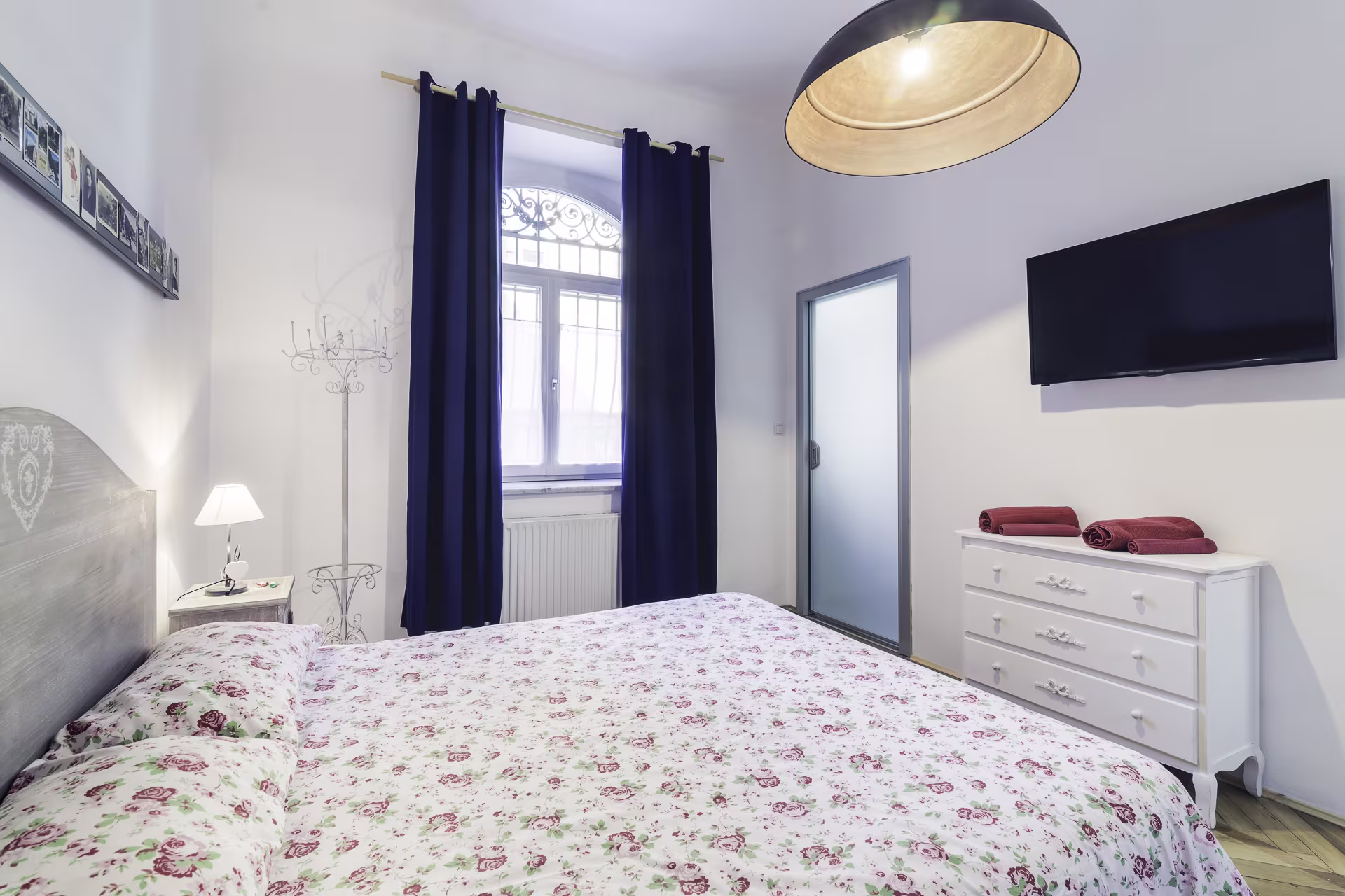 Camera con letto doppio