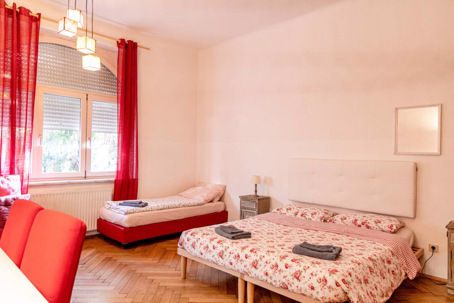 BzR 106 — RAUL Triple Room - Shared Bathroom